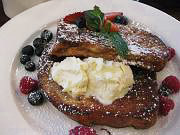  French Toast with mascarpone and fruit