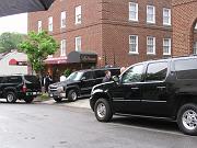  Barak Obama and his wife enjoy the dinner in Georgetown